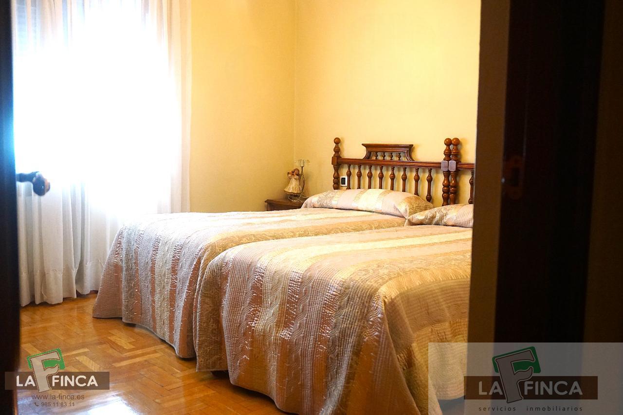 For sale of flat in Oviedo