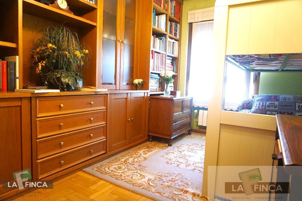 For sale of flat in Oviedo