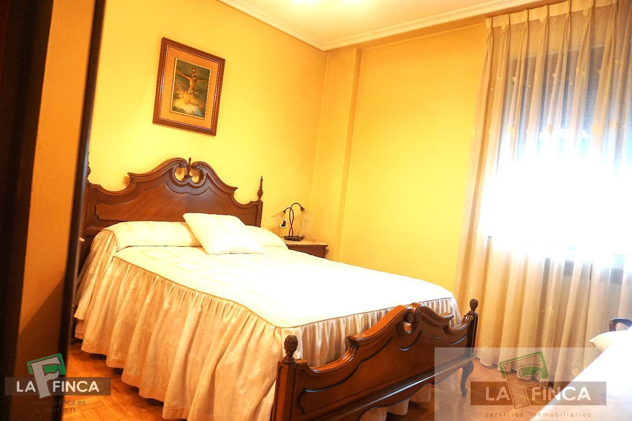 For sale of flat in Oviedo