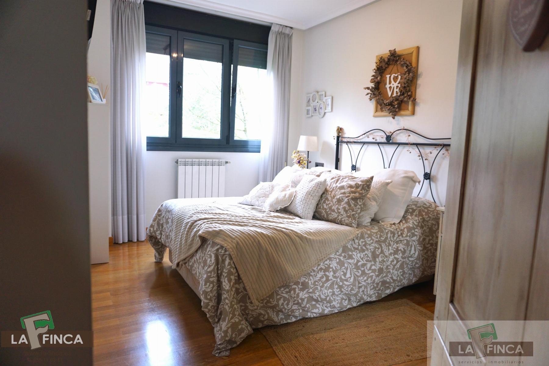For sale of flat in Oviedo