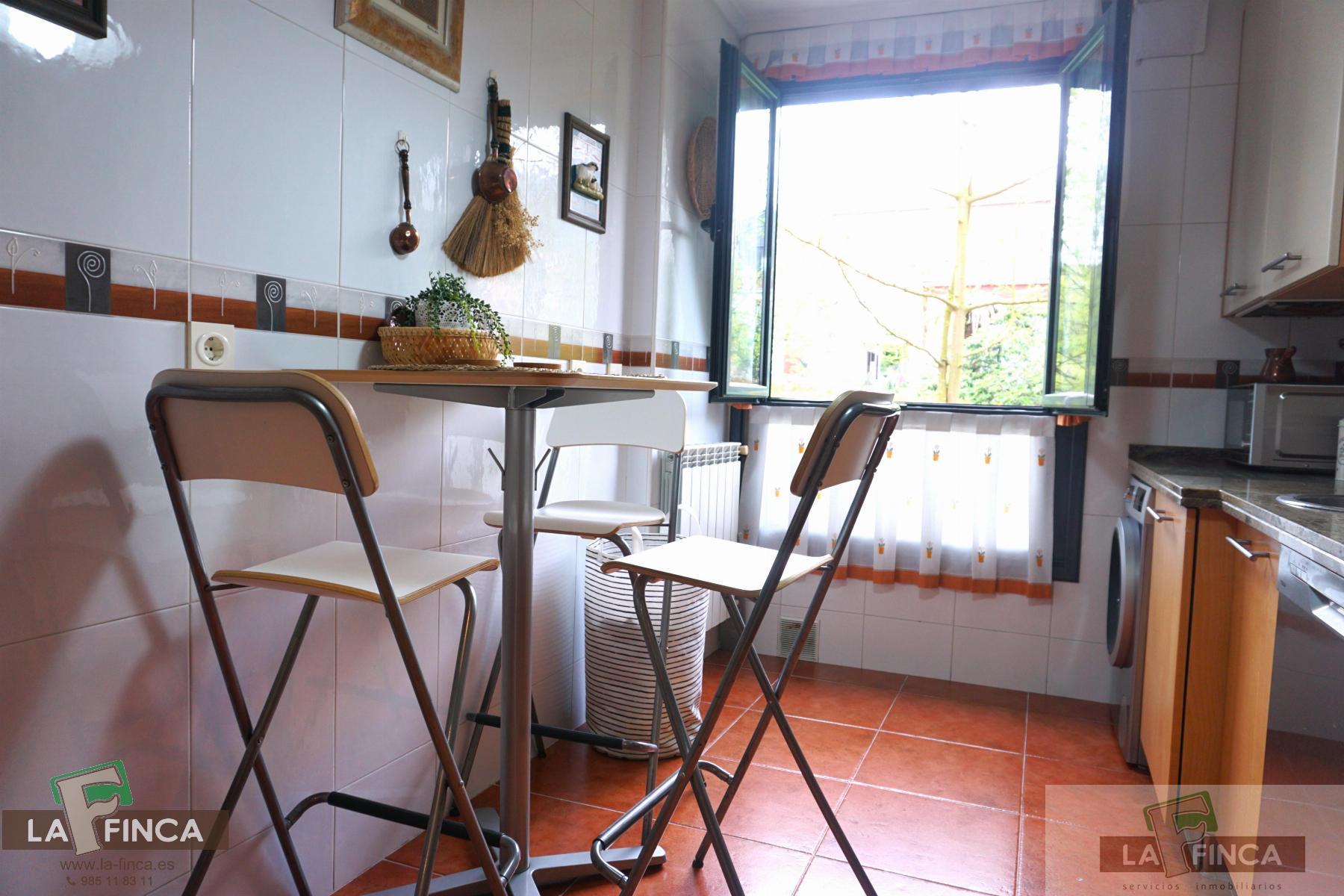 For sale of flat in Oviedo