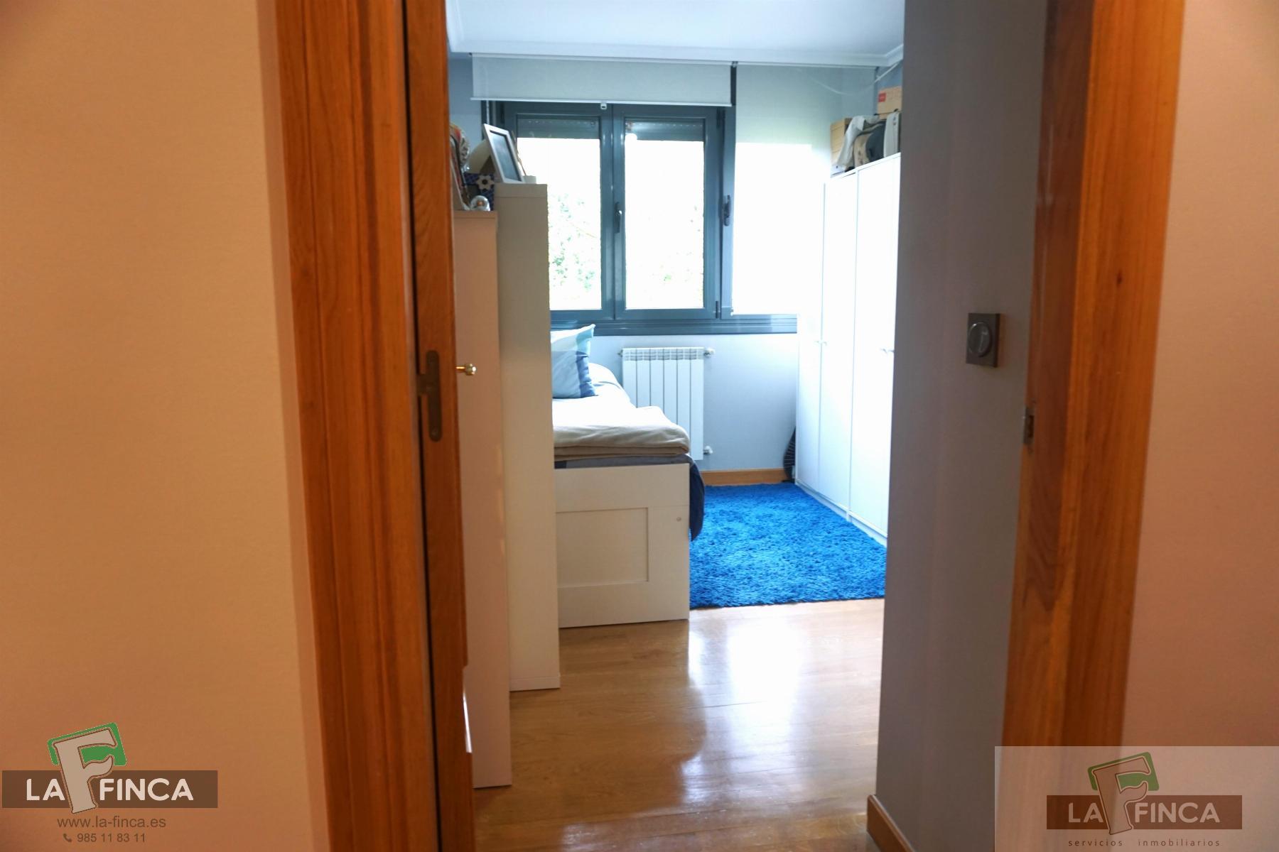 For sale of flat in Oviedo