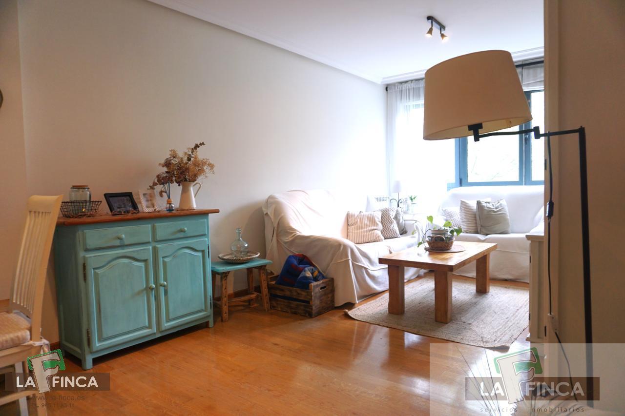 For sale of flat in Oviedo