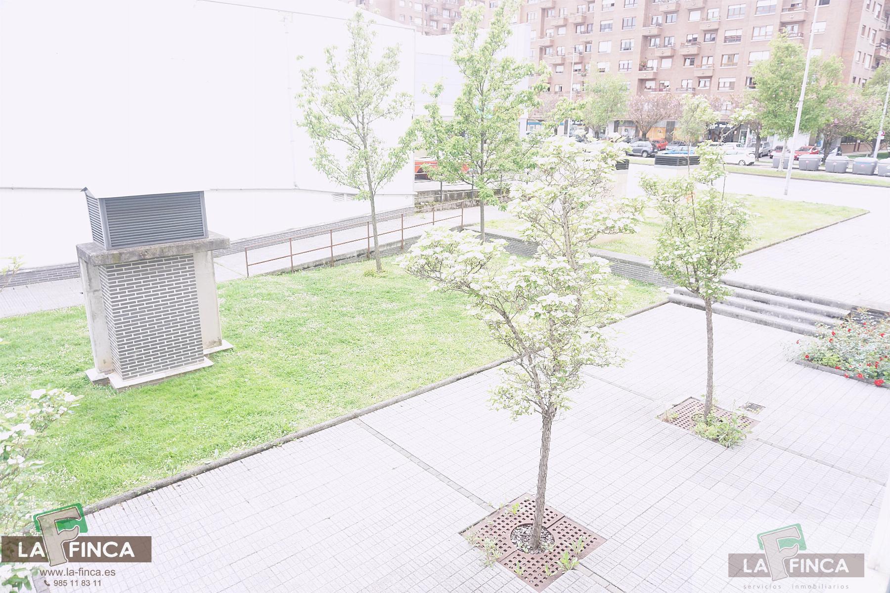 For sale of flat in Gijón