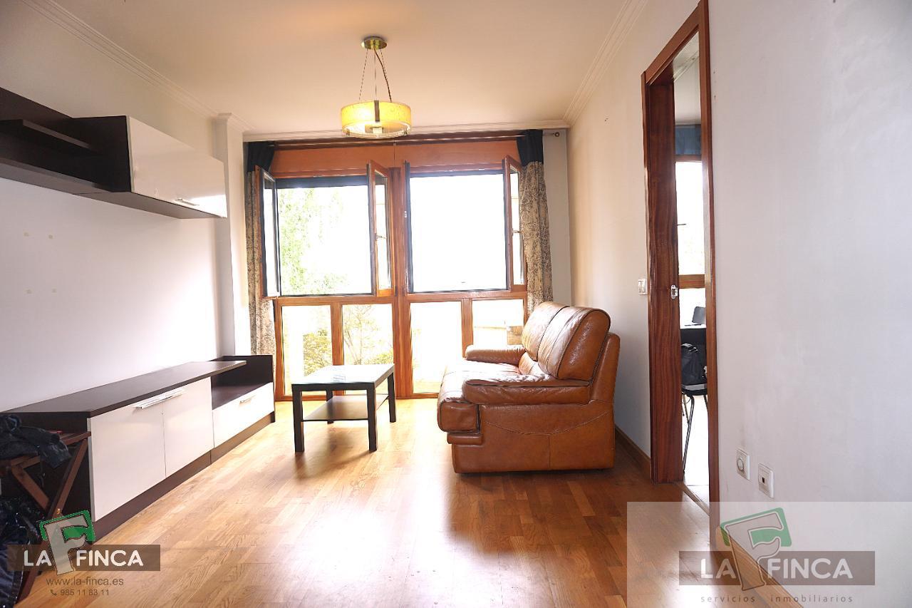 For sale of flat in Gijón