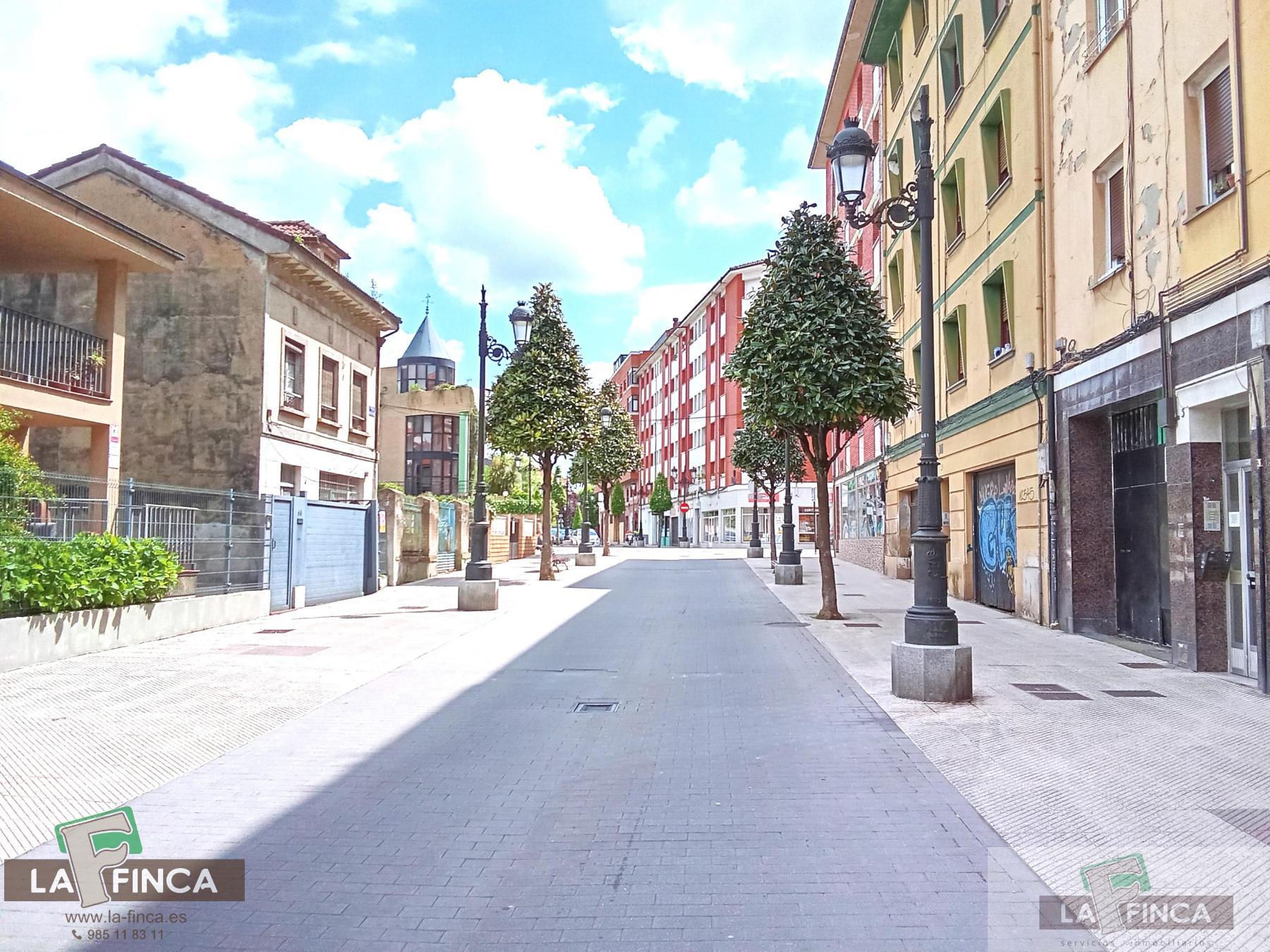 Venta de garaje en Oviedo