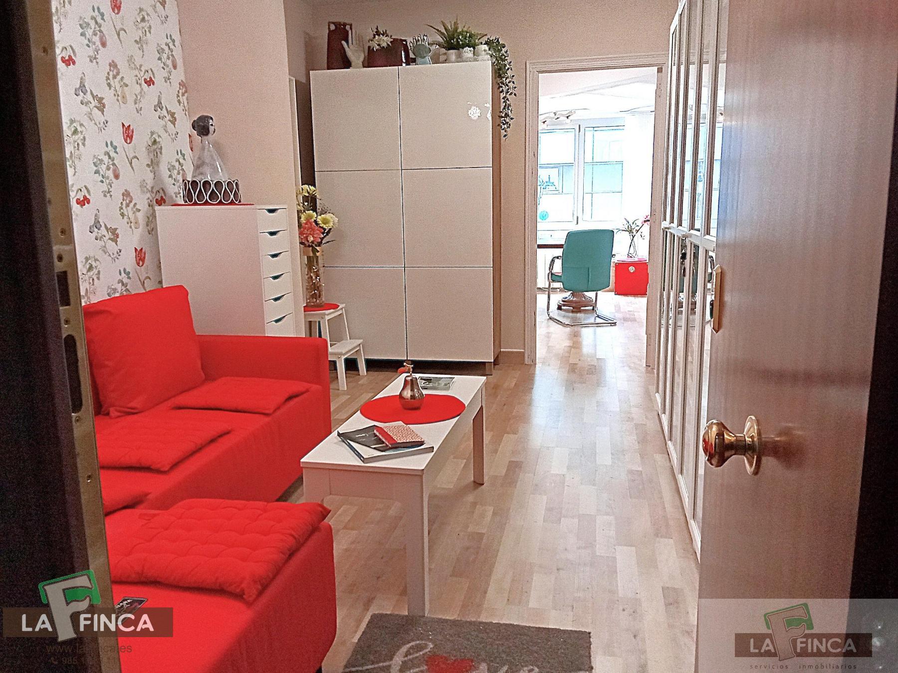 For sale of office in Oviedo