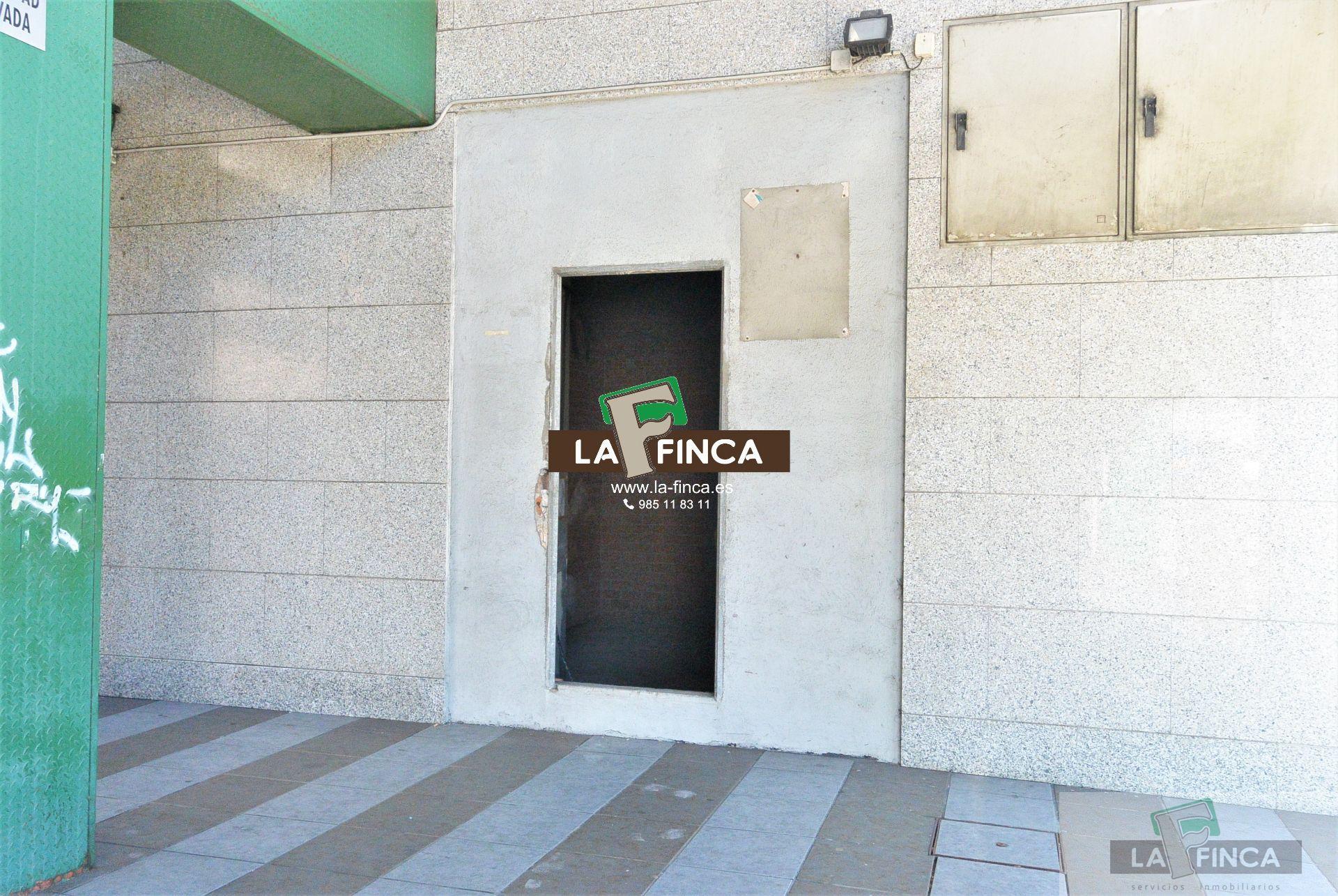 For rent of commercial in Oviedo