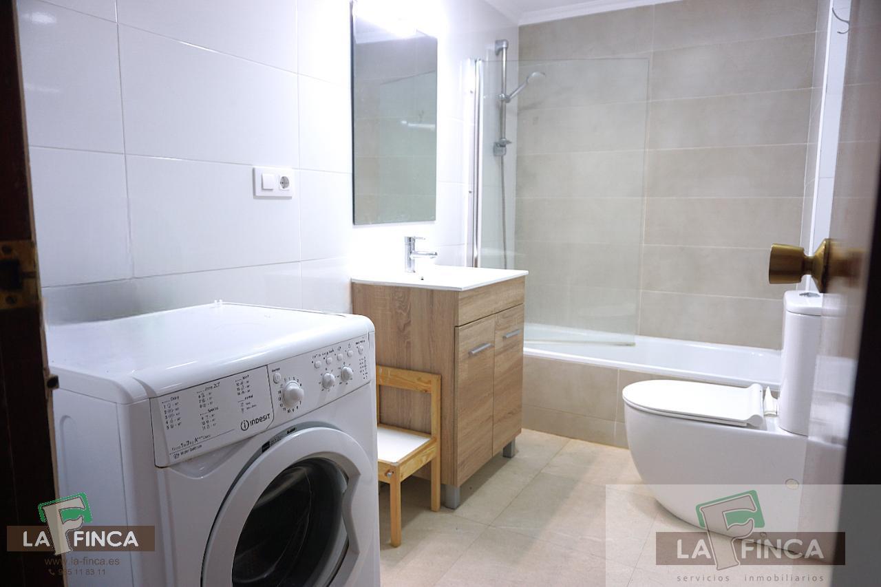 For rent of flat in Oviedo