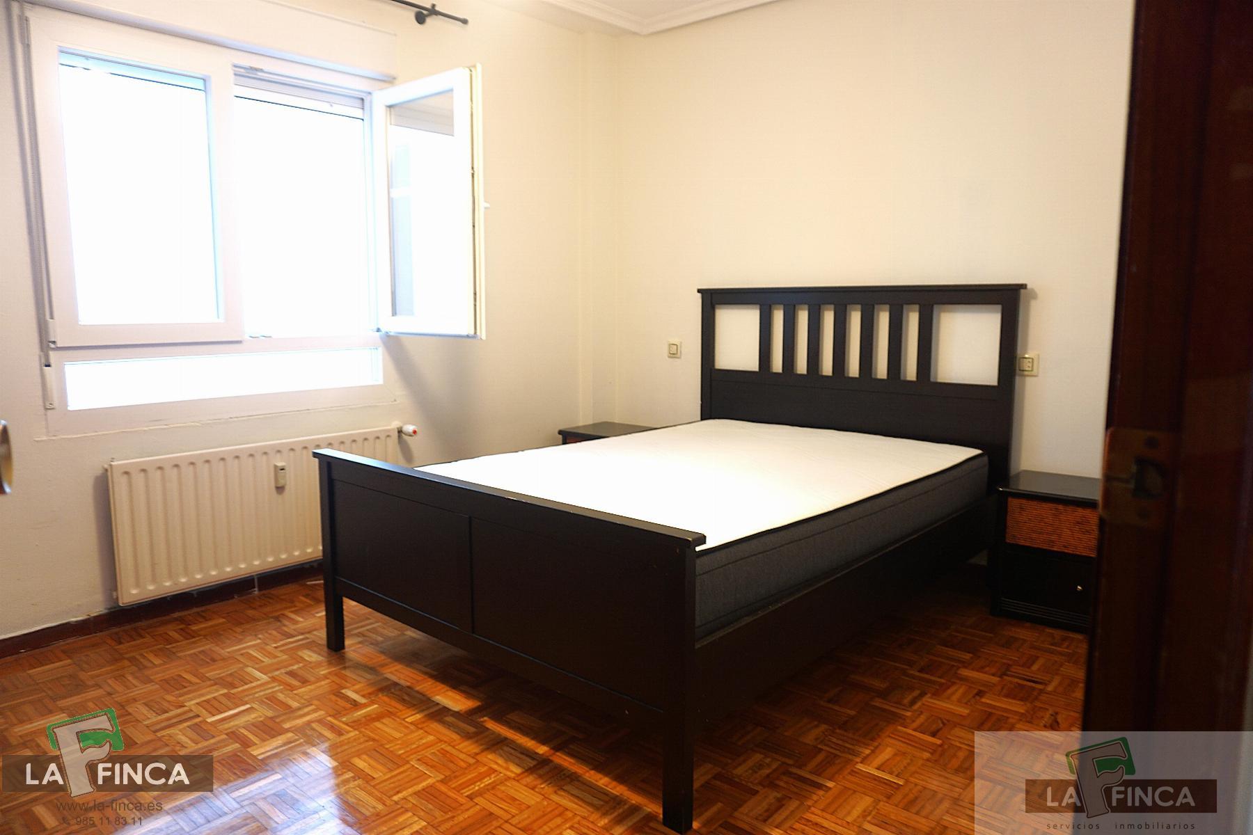 For rent of flat in Oviedo