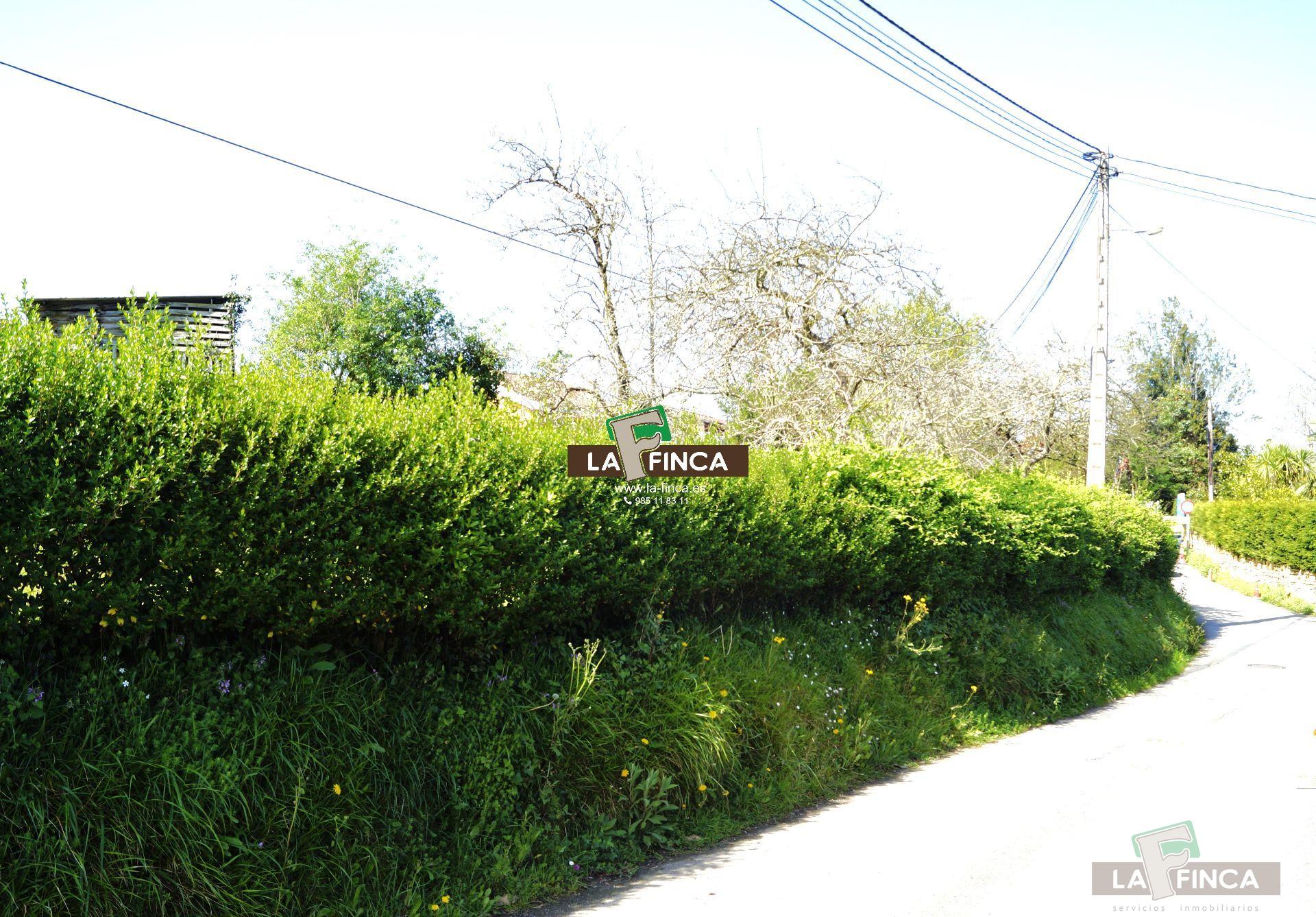 Venta de terreno en Latores