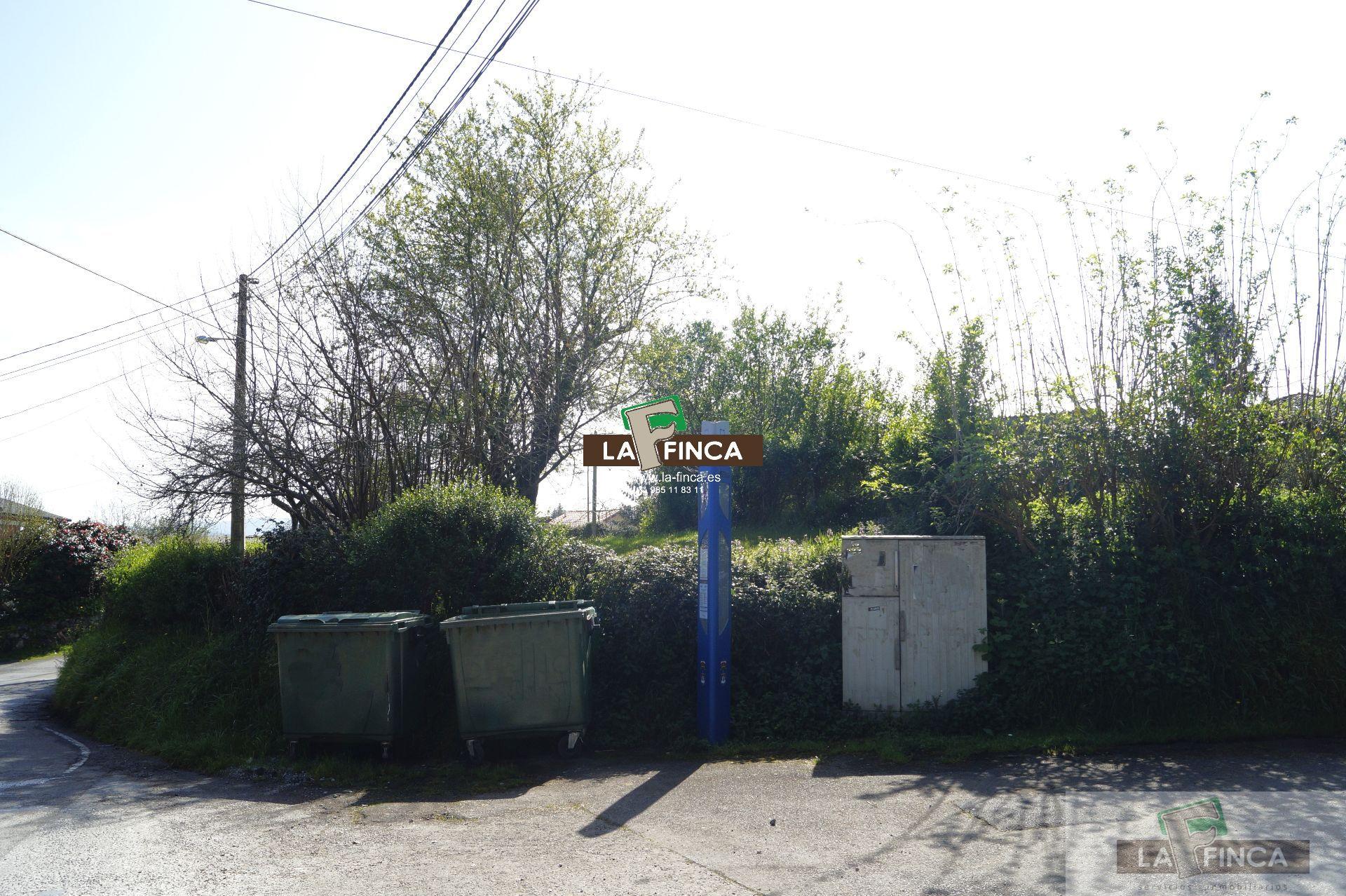 Venta de terreno en Latores
