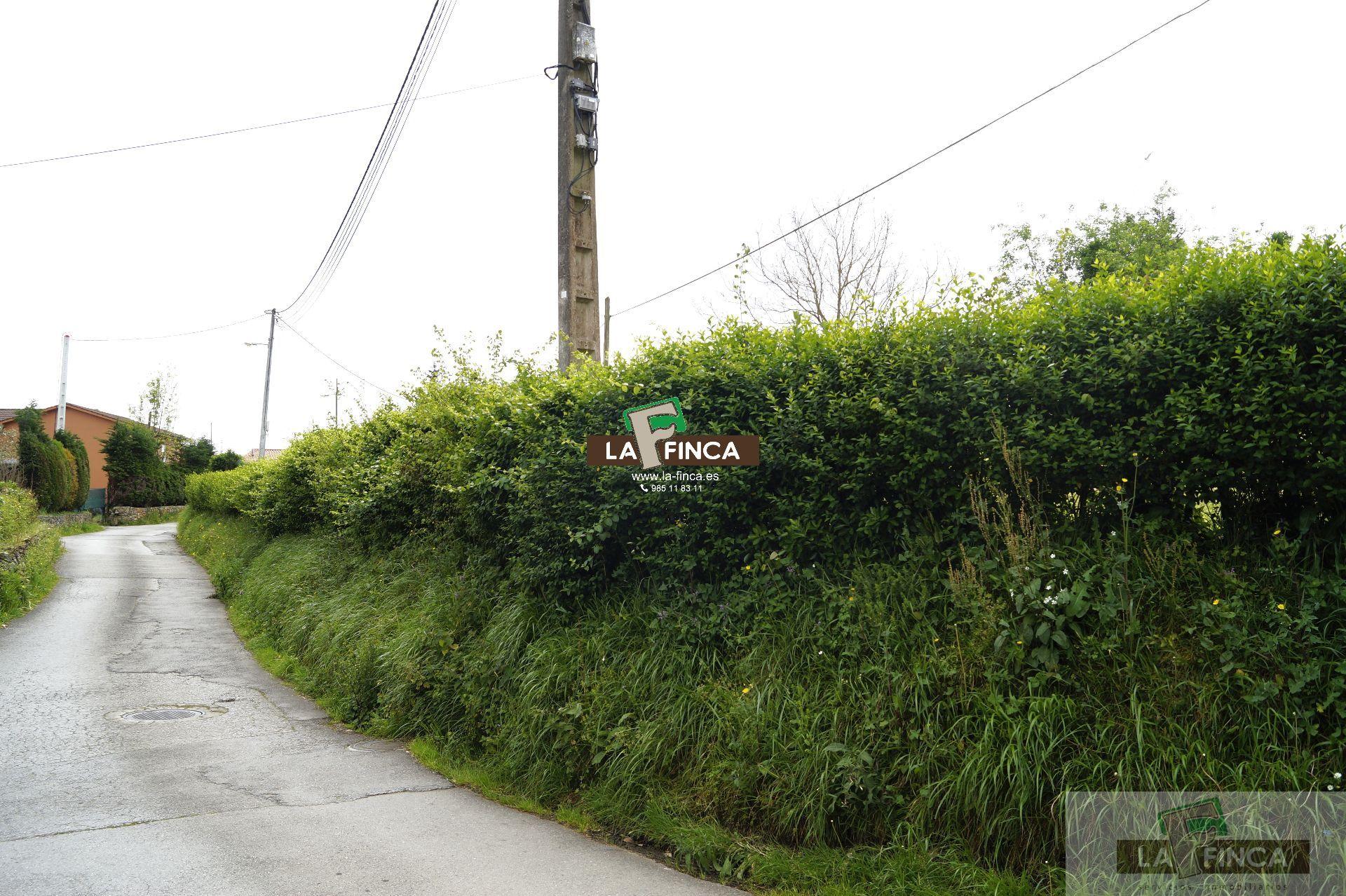 Venta de terreno en Latores