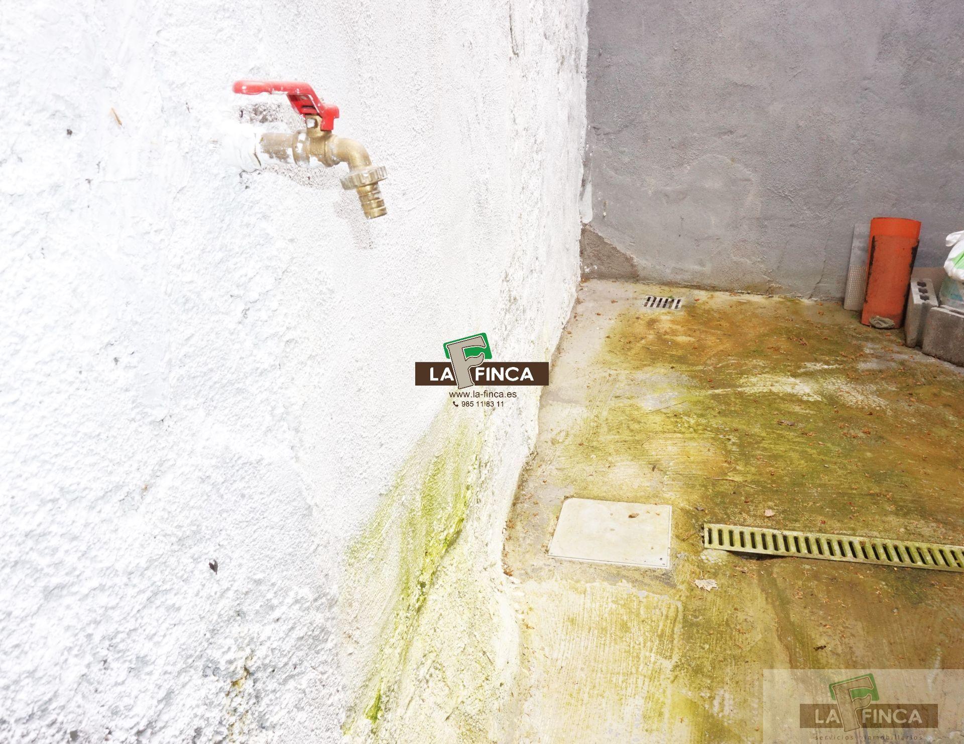 For sale of house in Oviedo