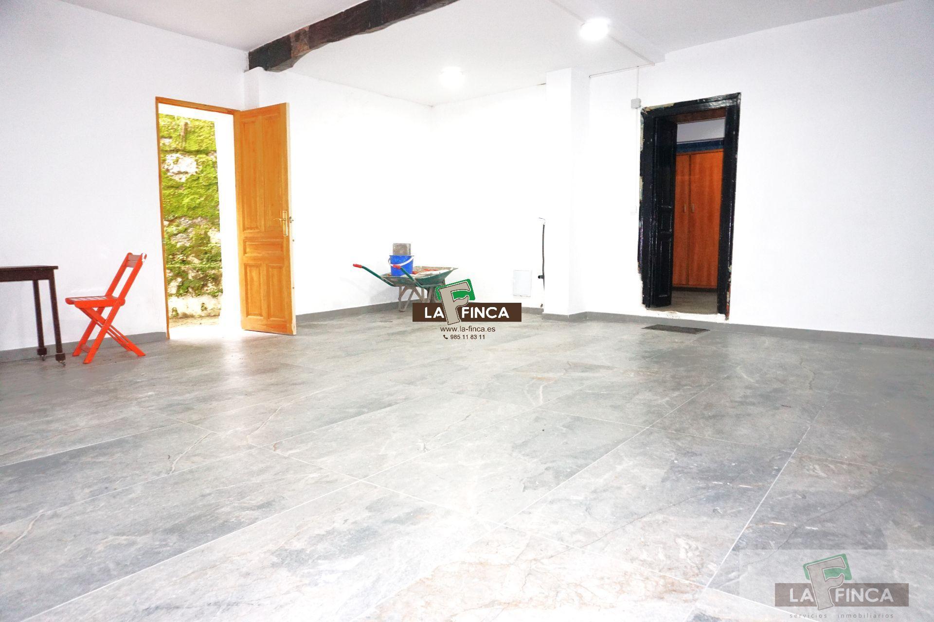 For sale of house in Oviedo