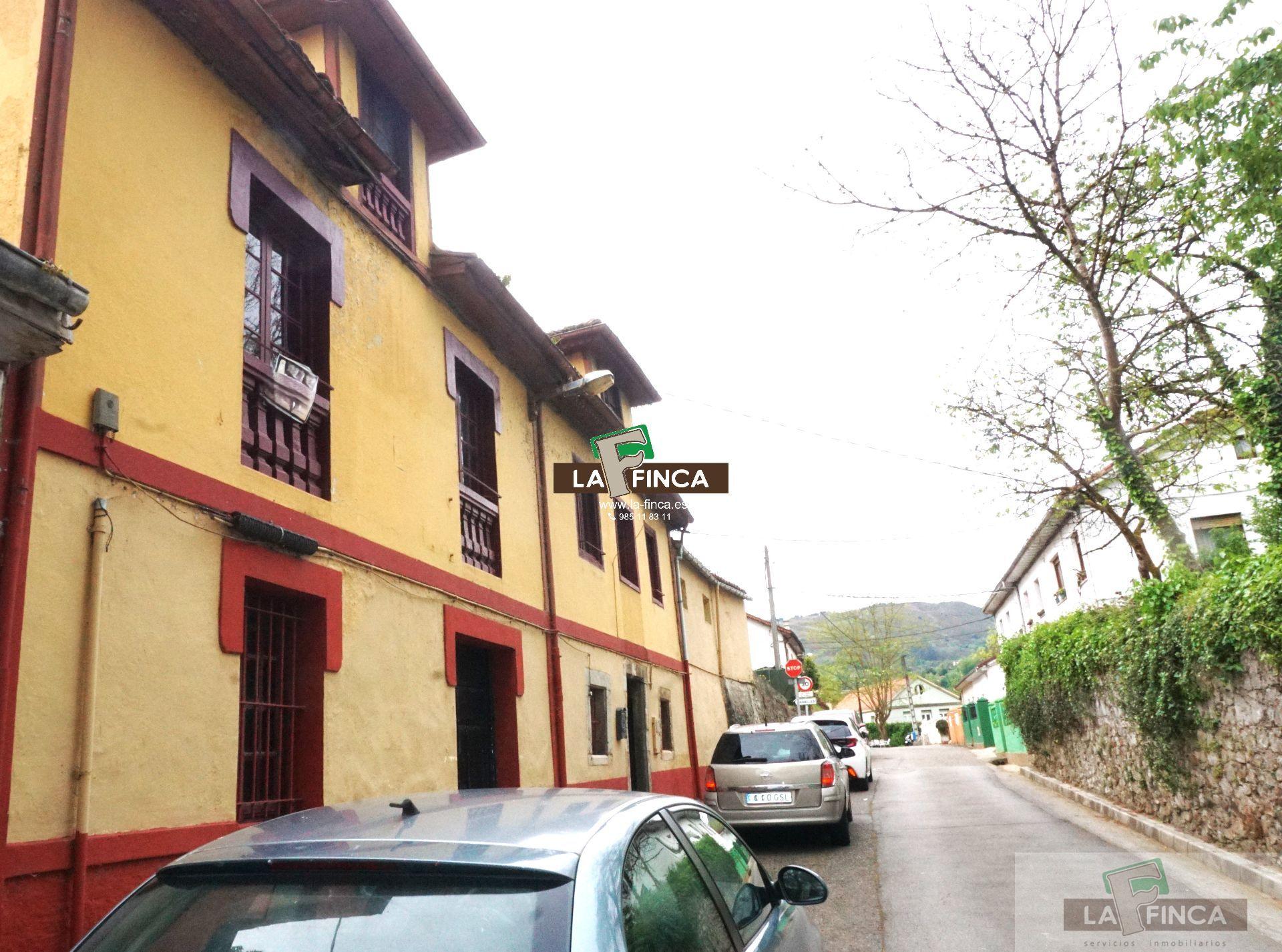 For sale of house in Oviedo