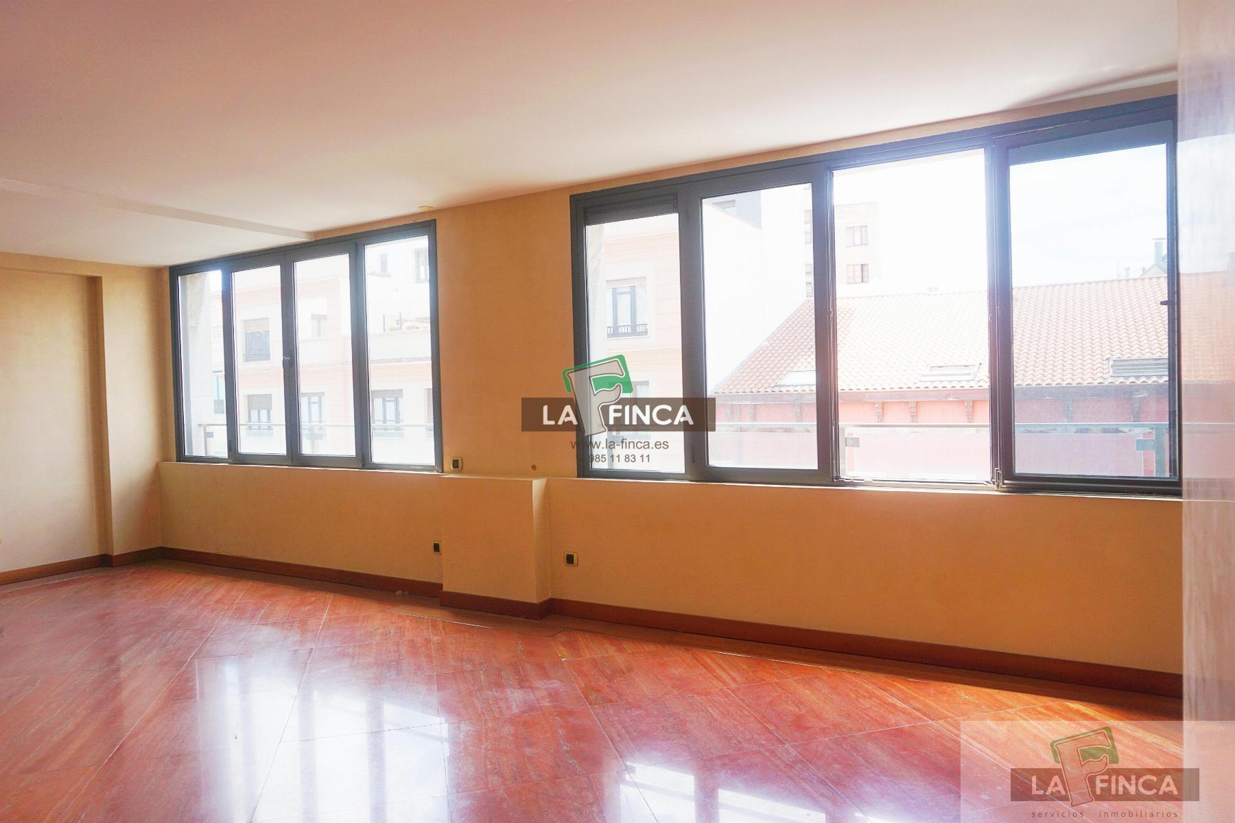For sale of flat in Oviedo