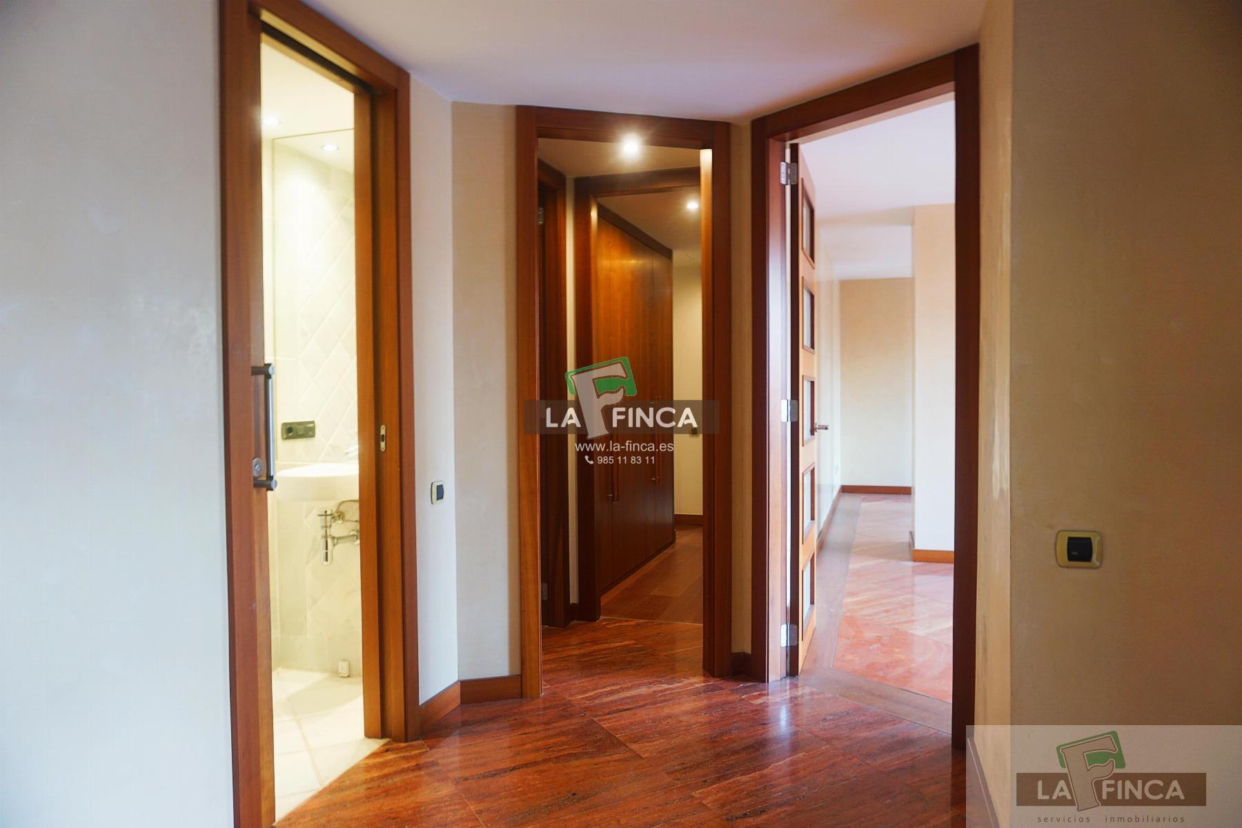 For sale of flat in Oviedo