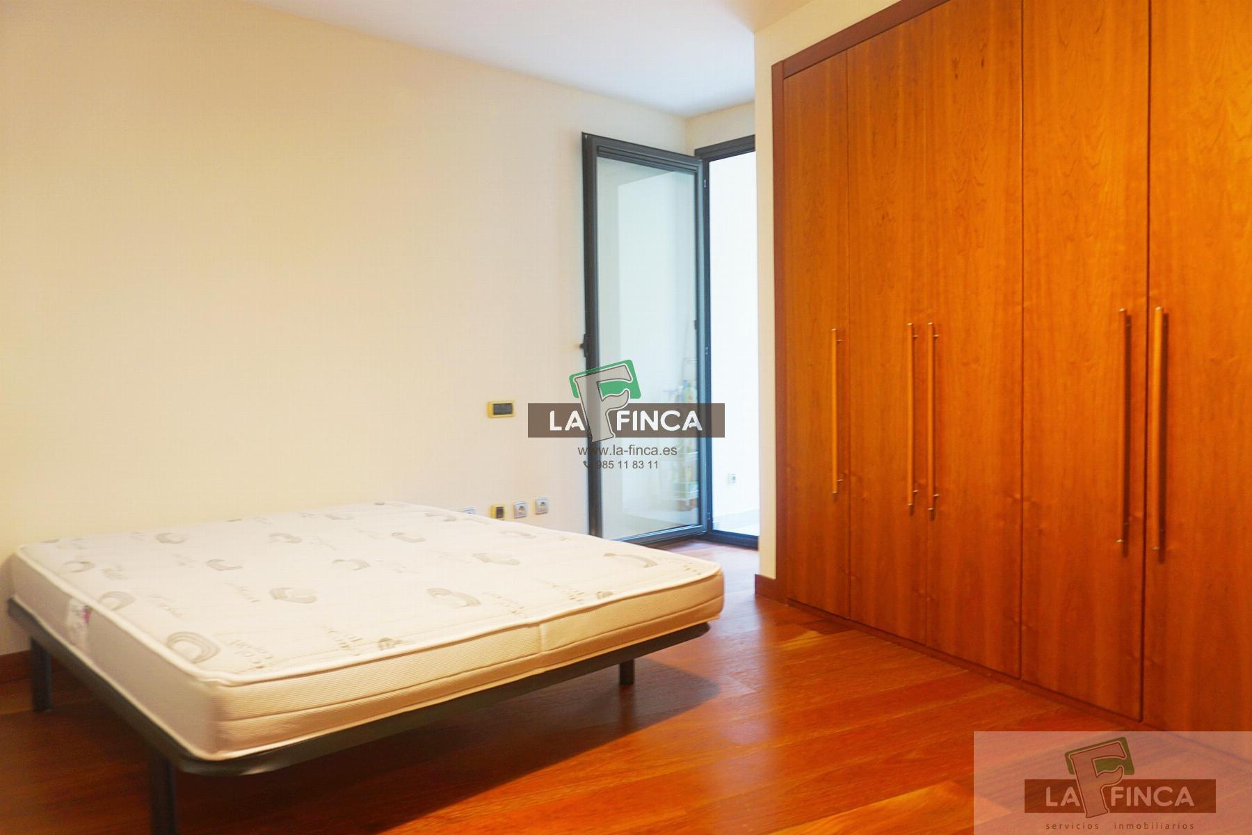 For sale of flat in Oviedo