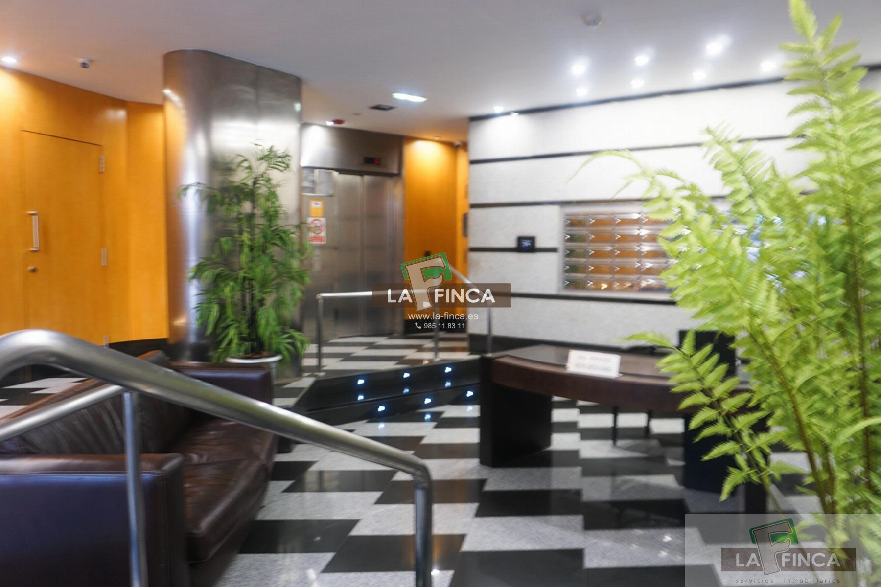 For sale of flat in Oviedo