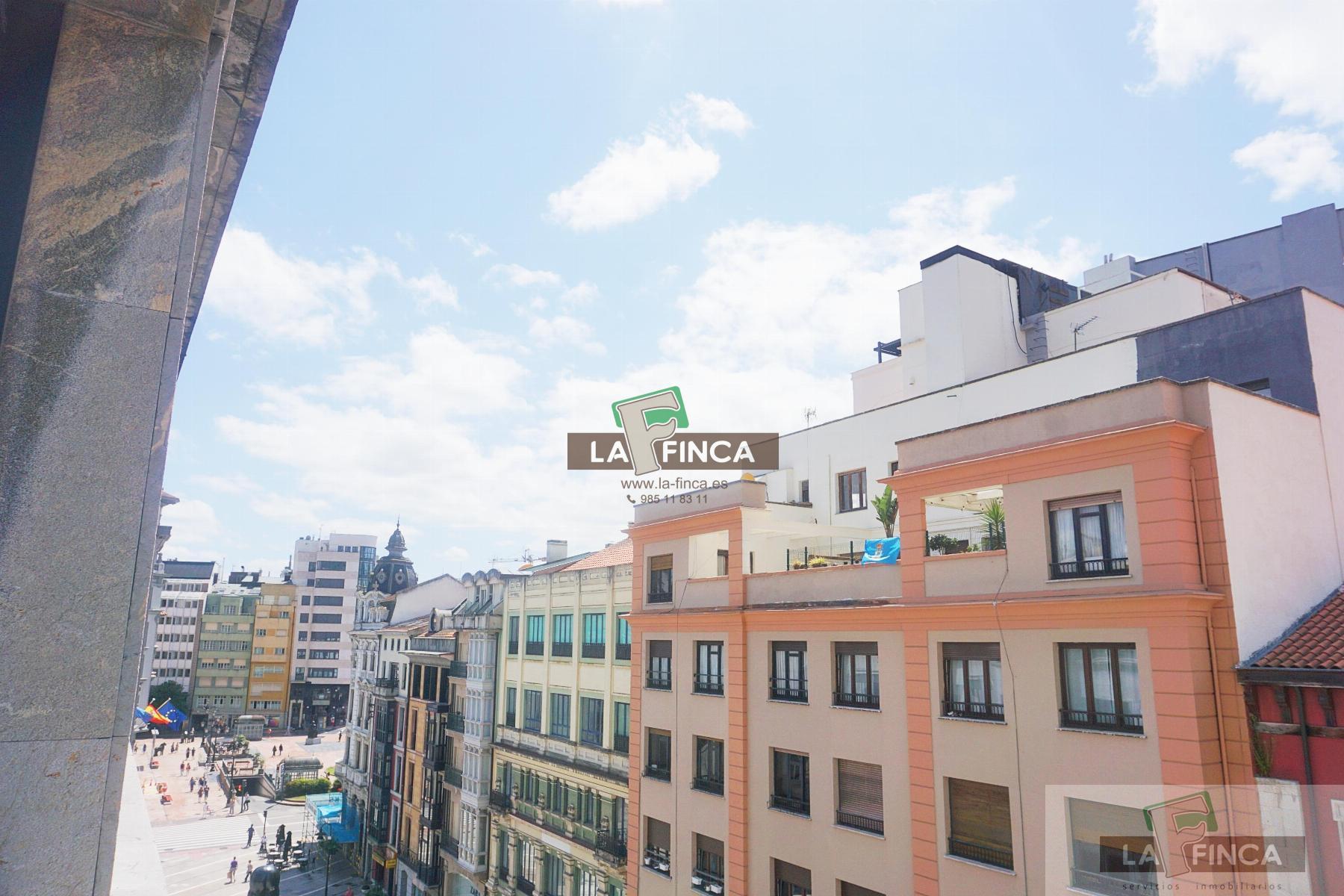 For sale of flat in Oviedo