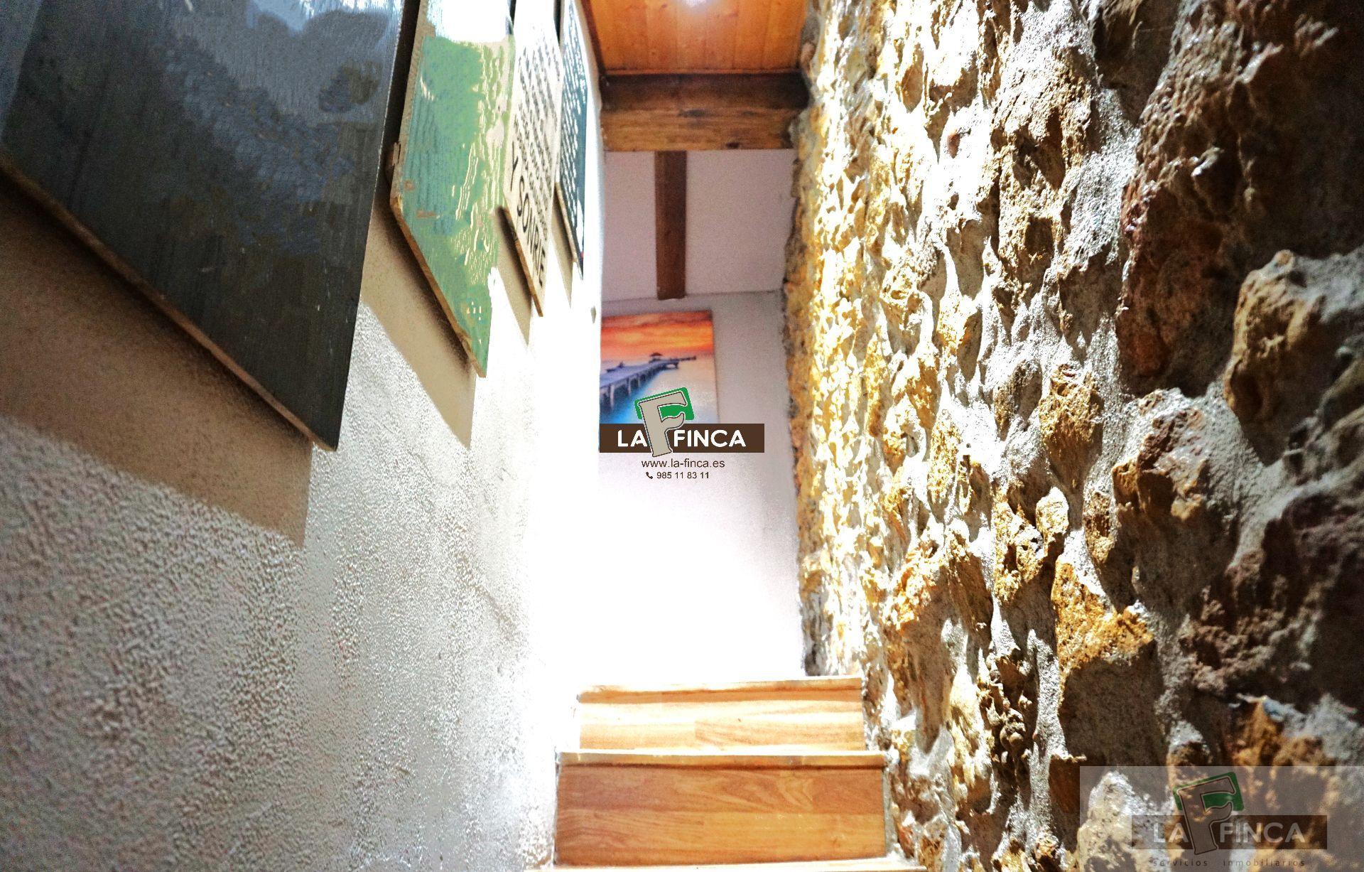 For sale of house in Siero