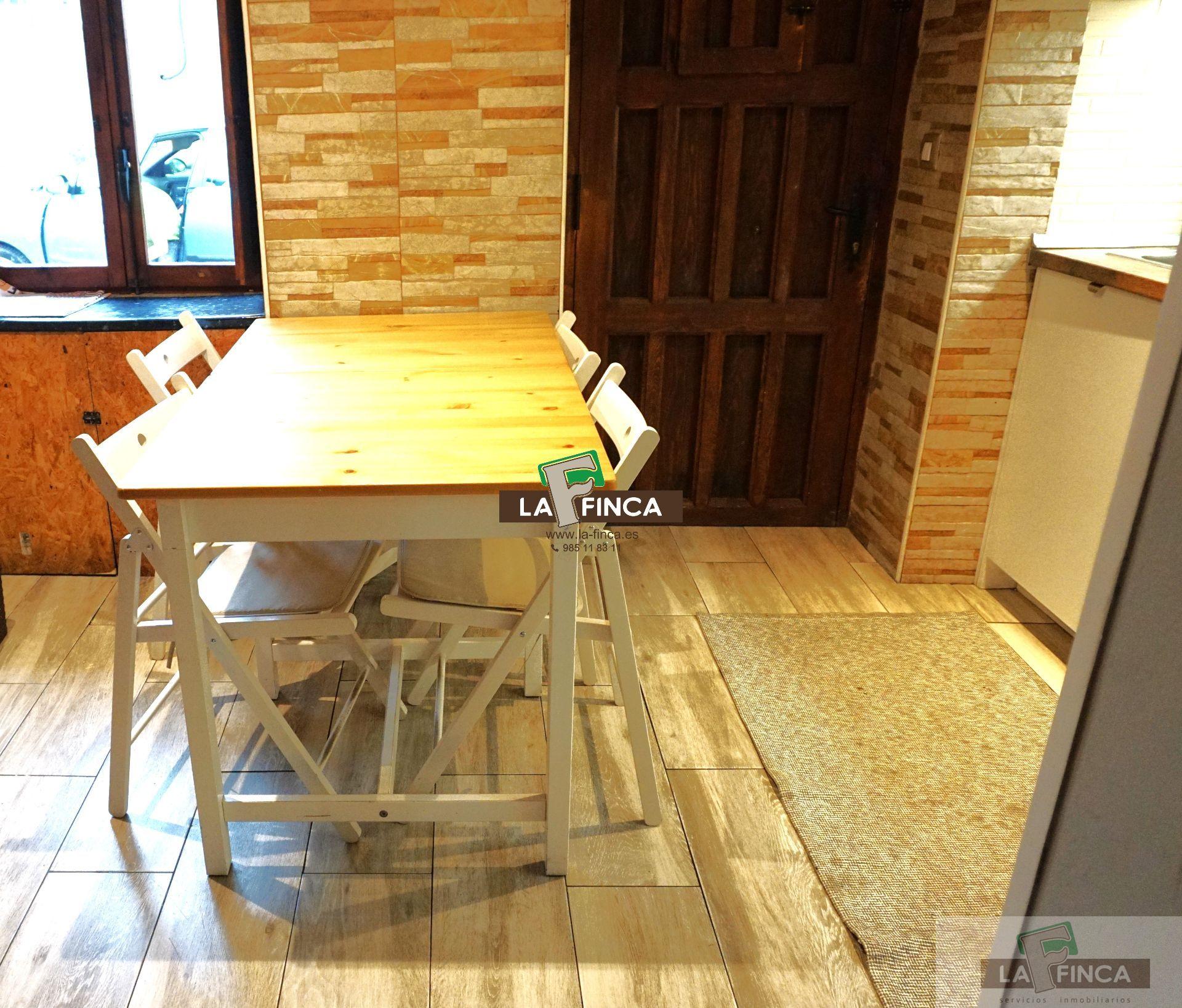 For sale of house in Siero