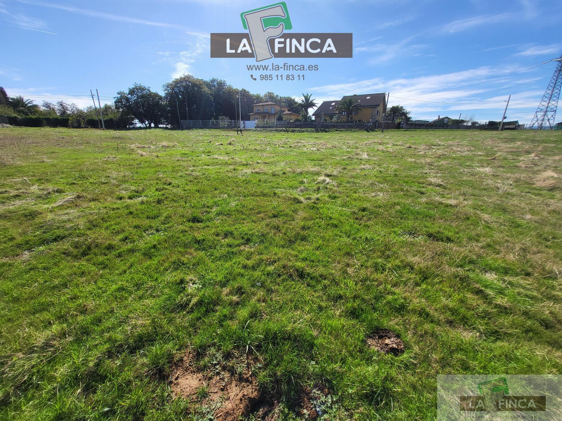 Venta de terreno en Llanera
