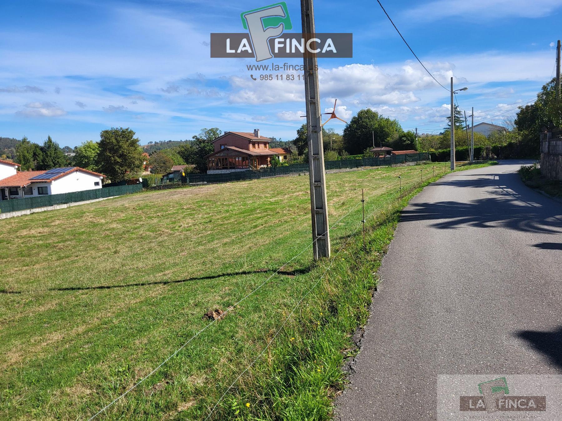 Venta de terreno en Llanera