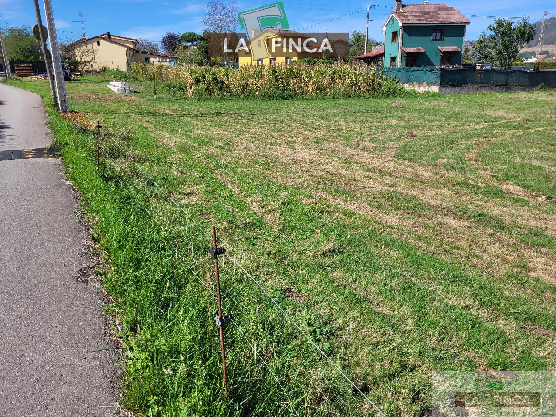 Venta de terreno en Llanera
