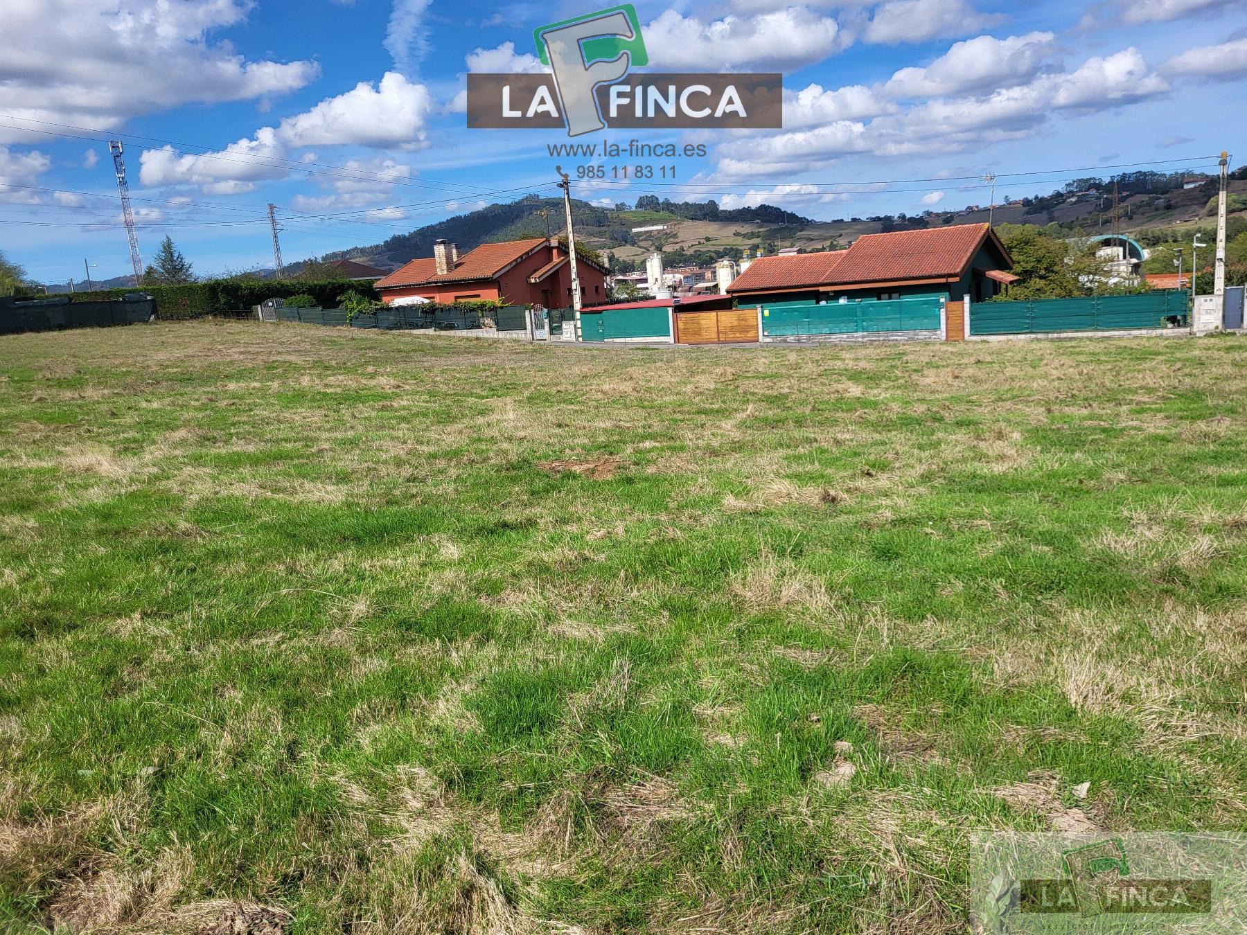 Venta de terreno en Llanera