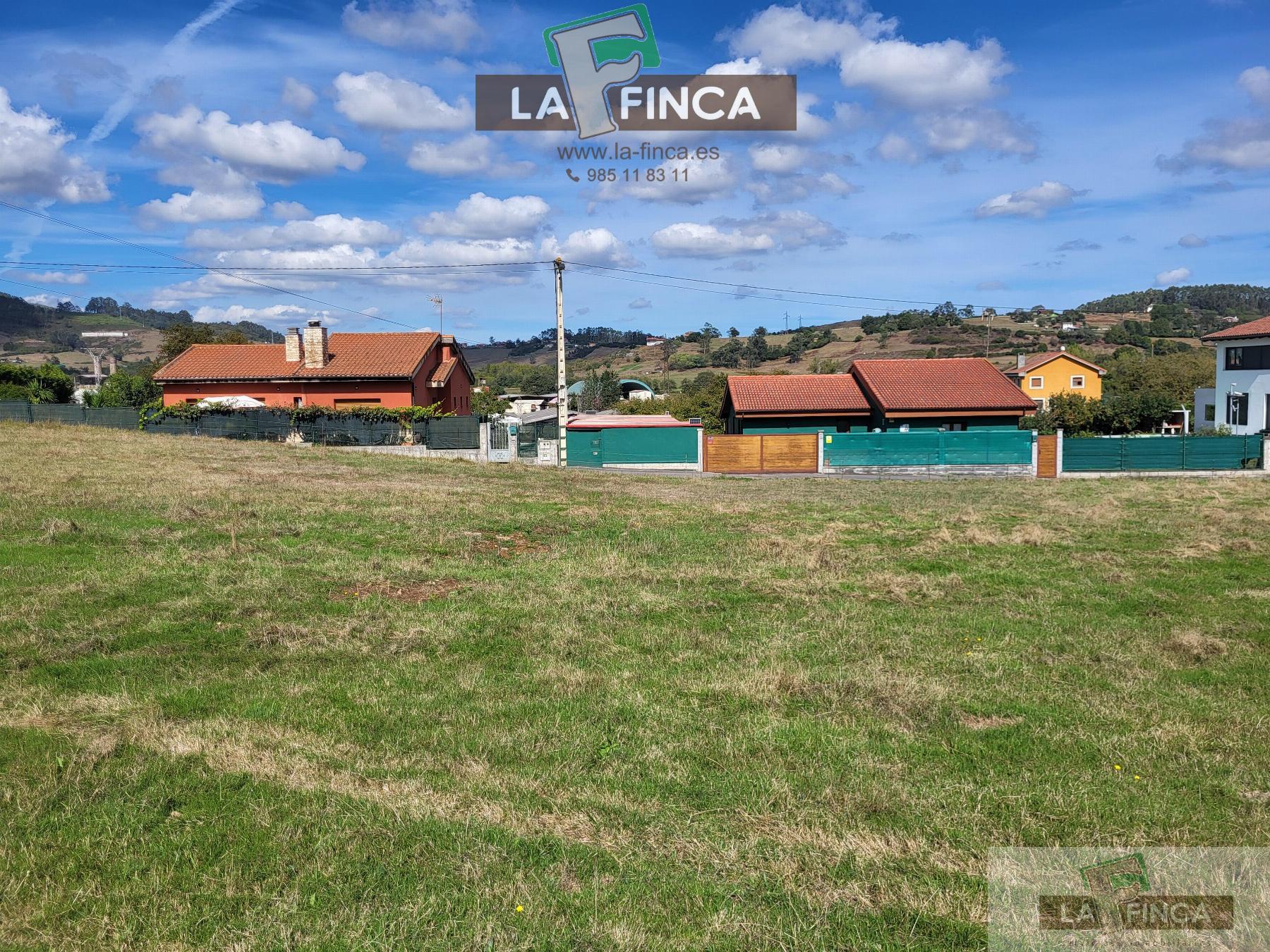 Venta de terreno en Llanera