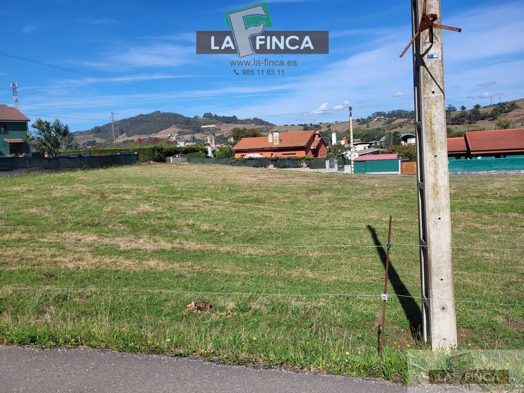 Venta de terreno en Llanera