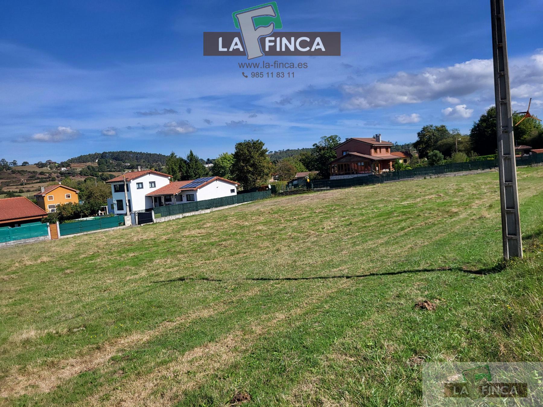 Venta de terreno en Llanera