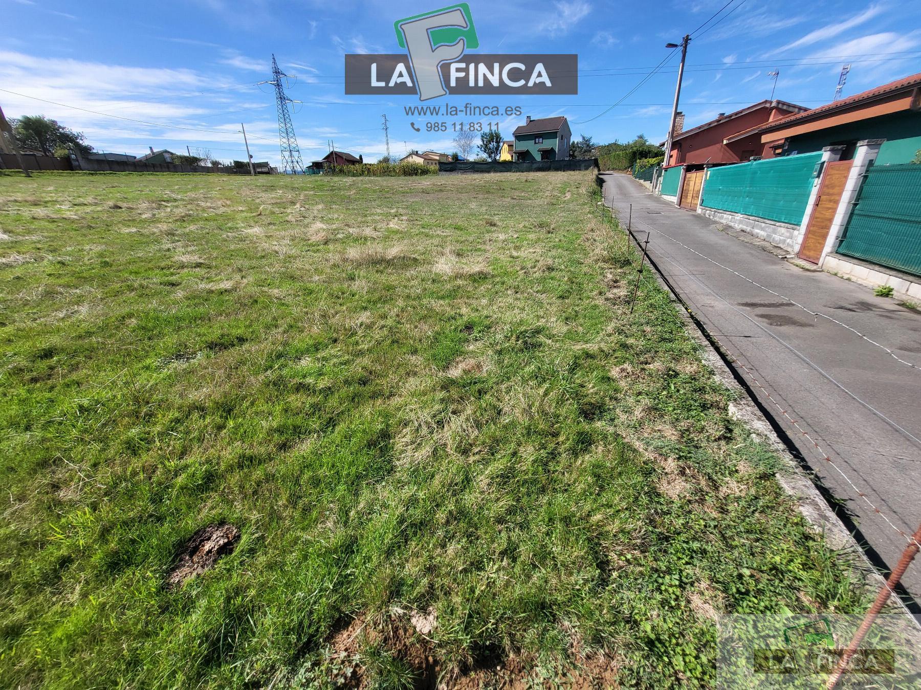 Venta de terreno en Llanera