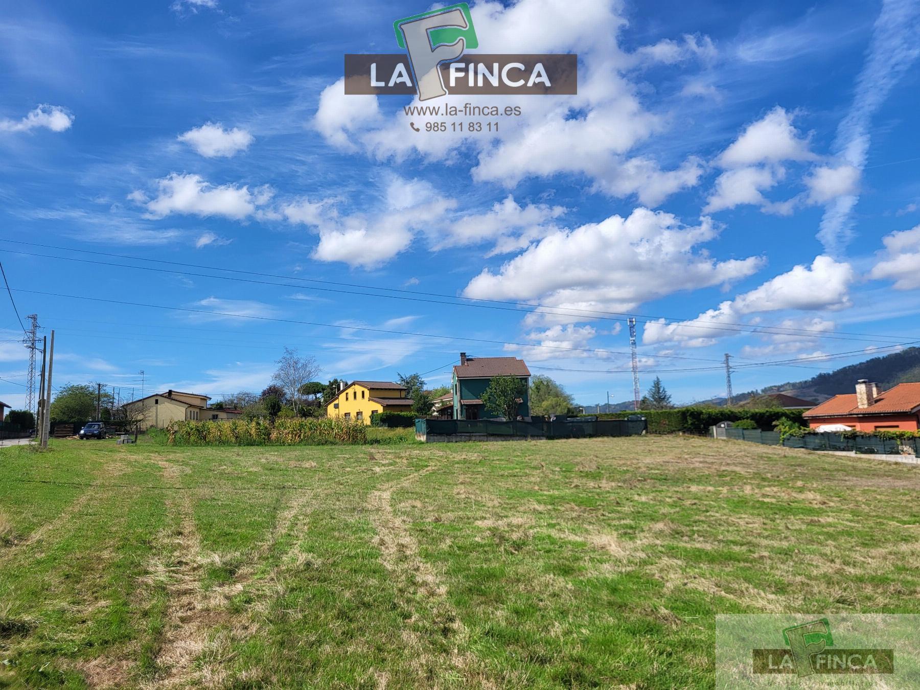 Venta de terreno en Llanera