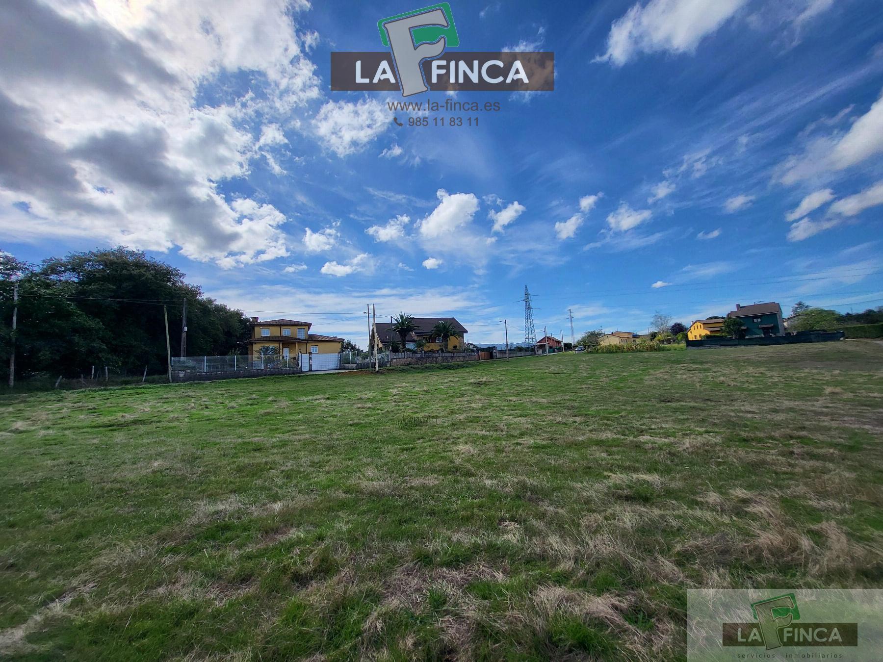 Venta de terreno en Llanera