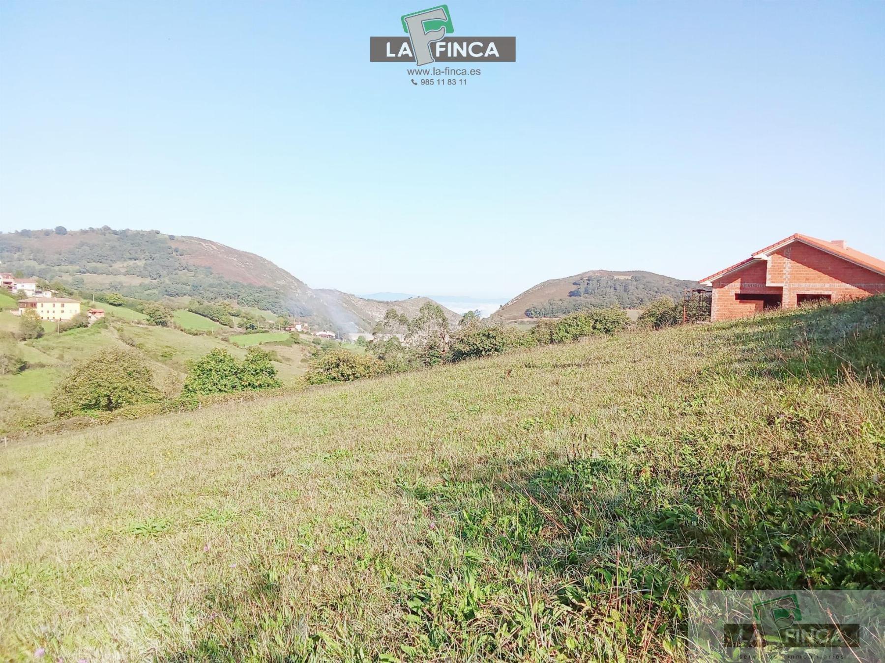 Venta de terreno en Morcín