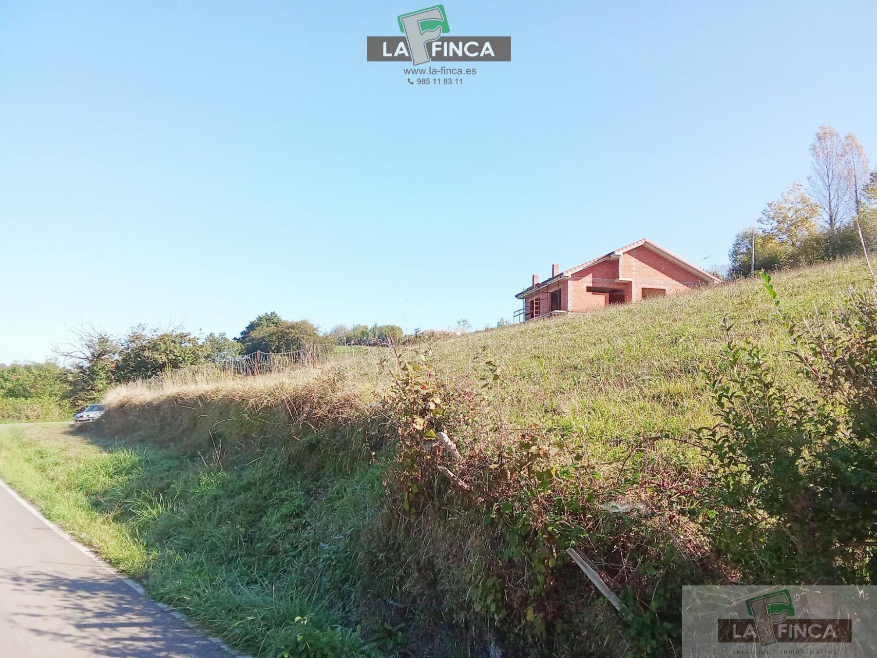 Venta de terreno en Morcín