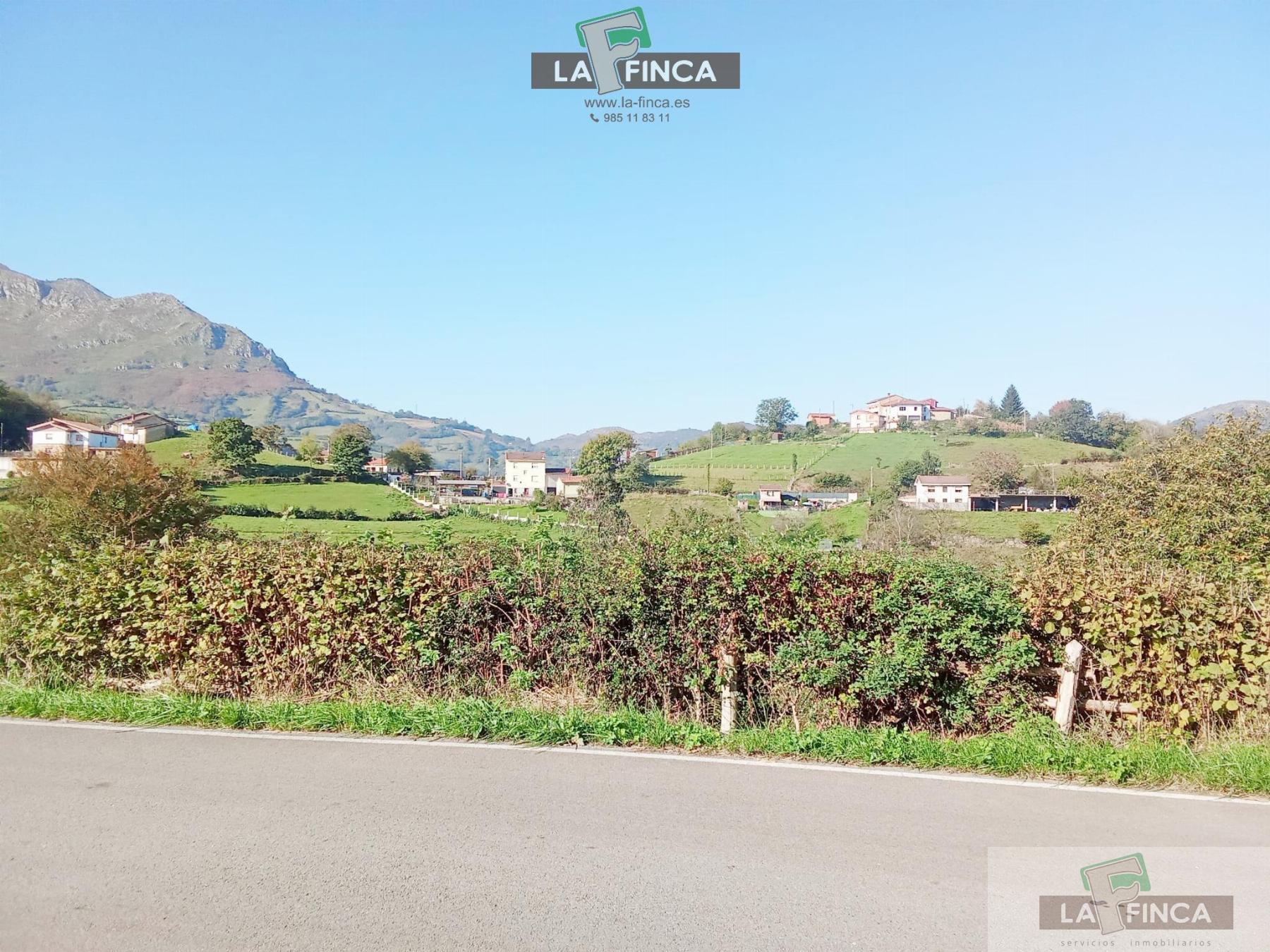 Venta de terreno en Morcín