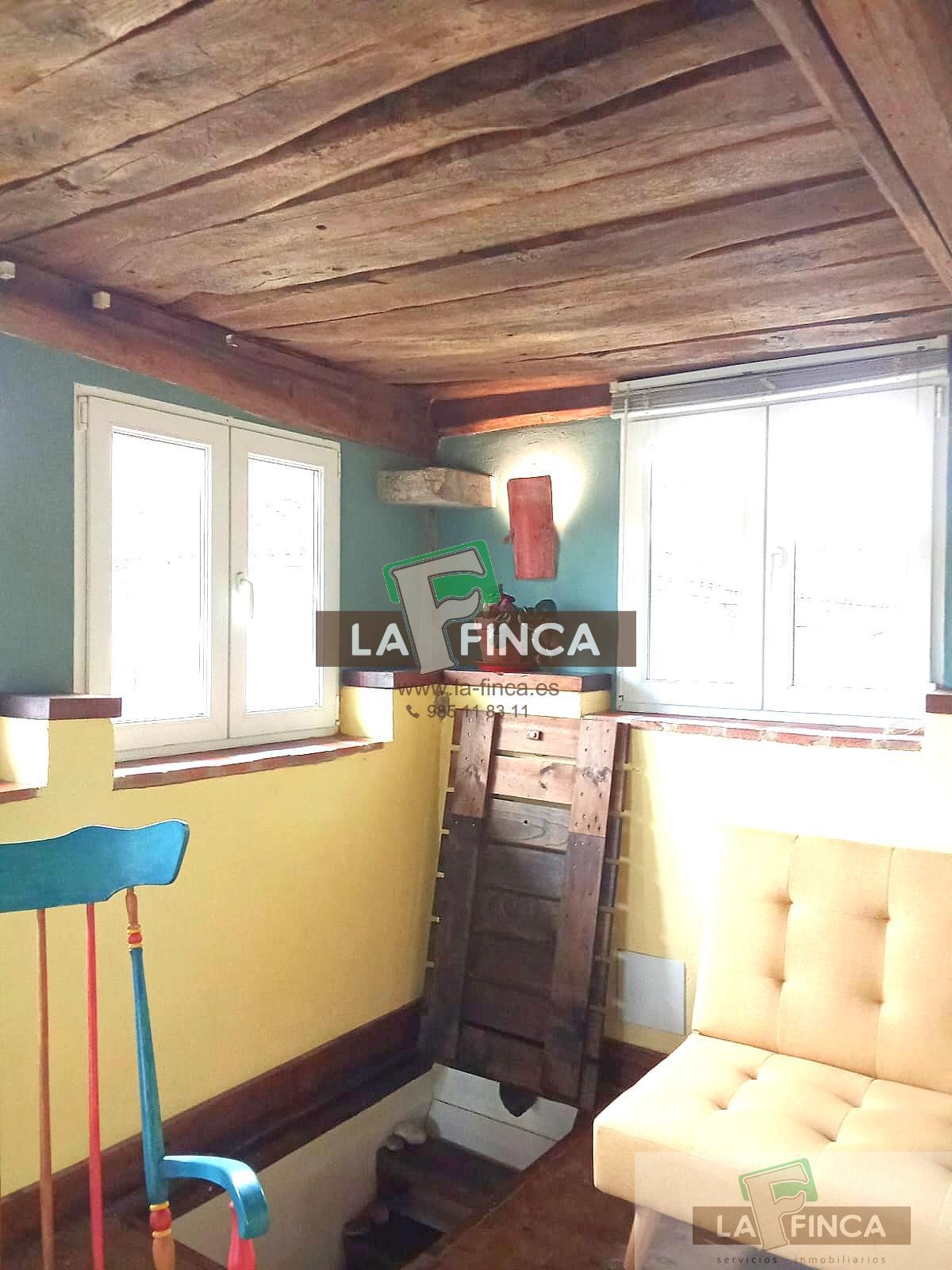 Venta de casa en Pravia