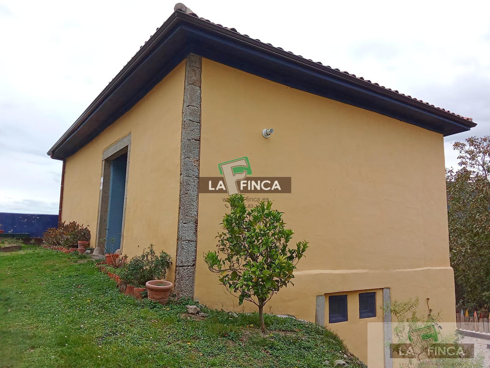 Venta de casa en Pravia