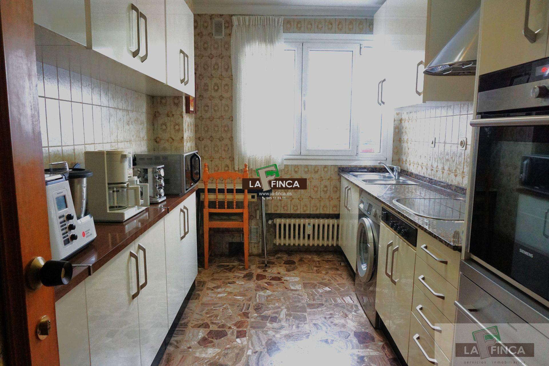 For sale of flat in Oviedo
