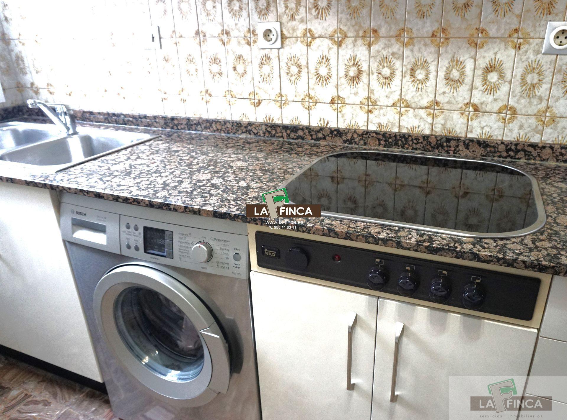 For sale of flat in Oviedo