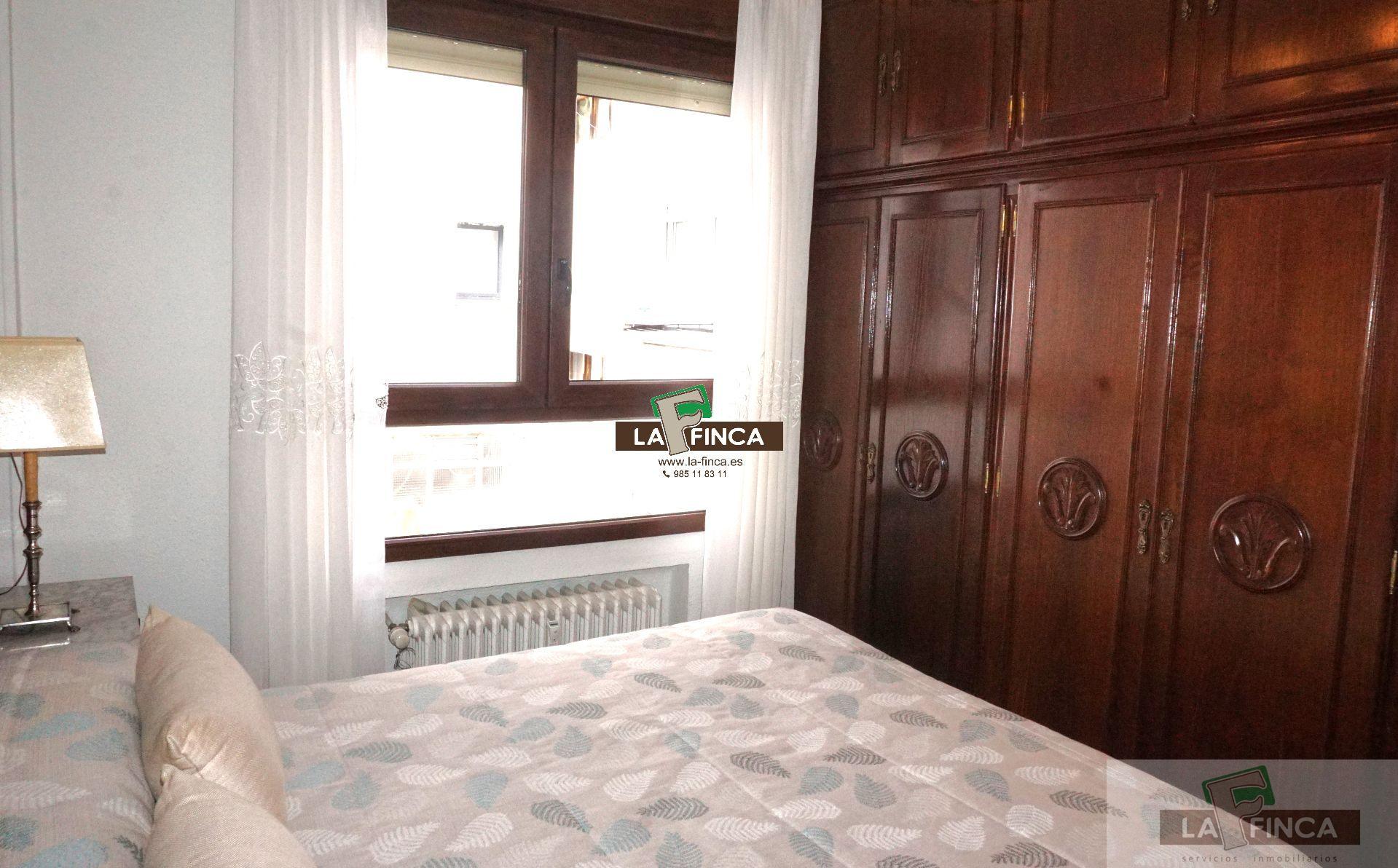 For sale of flat in Oviedo