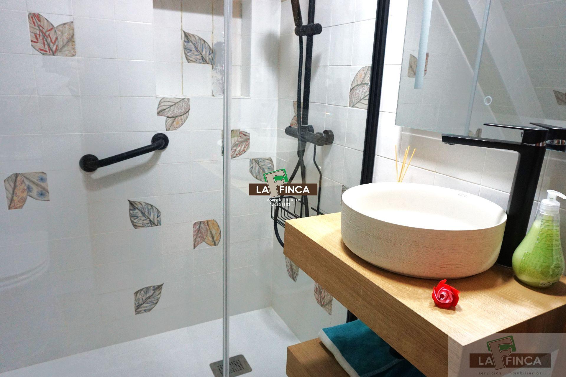 For sale of flat in Oviedo