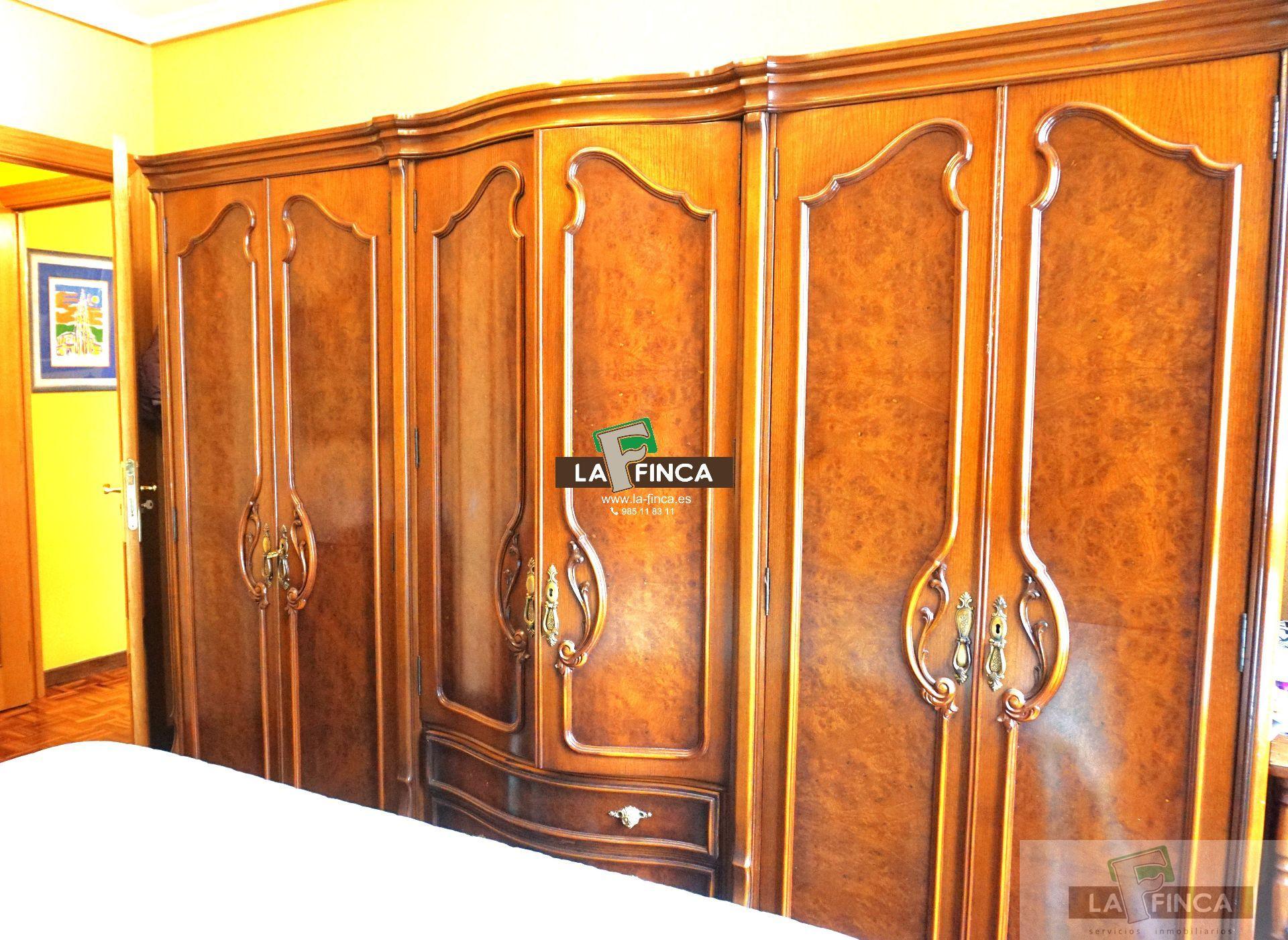 For sale of flat in Oviedo