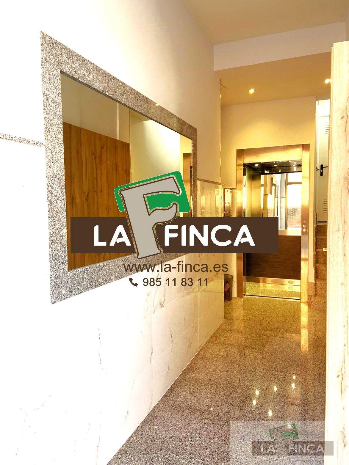 For sale of flat in León