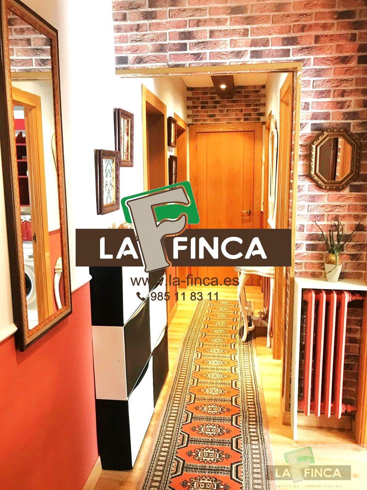 For sale of flat in León
