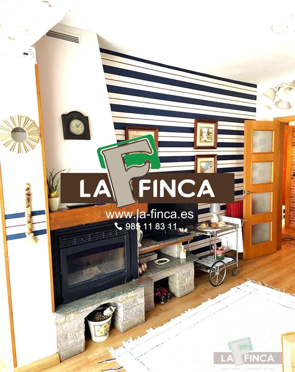 For sale of flat in León